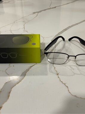 Smart Bluetooth Glasses with UV Protection